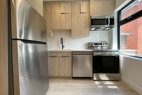 Additional image 8 of Main-1821 Davenport Road, Toronto, ON, M6N 1B8