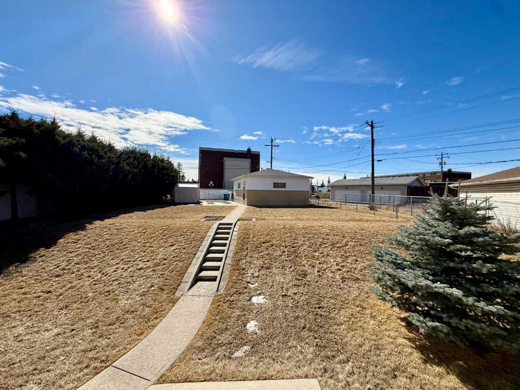 Additional image 3 of 151 Fielding Drive SE, Calgary, AB, T2H 1H3