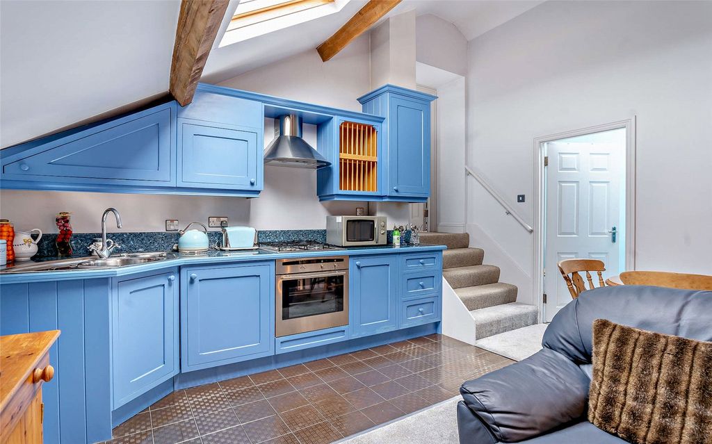 Additional image 18 of 5 bed detached house for saleHeol Y Parc, Pentyrch, Cardiff CF15