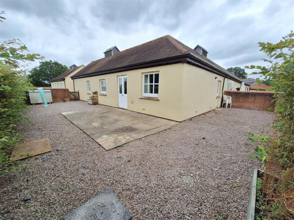 Additional image 16 of Lower Woodside Farm, Westfield, Brookmans Park