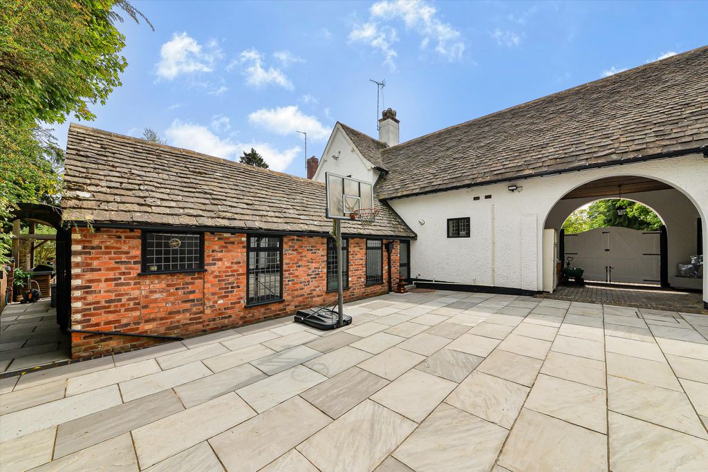 Additional image 41 of 6 bed detached house for saleWoodbourne Road, Harborne, Birmingham B17