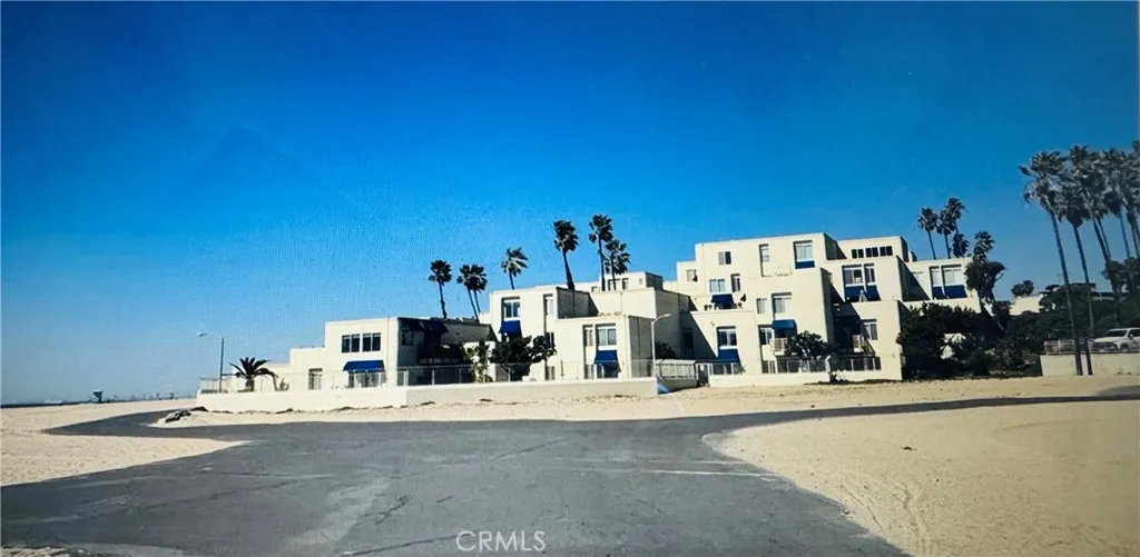 Additional image 49 of 711 Pacific Coast Unit 330, Huntington Beach, CA 92648