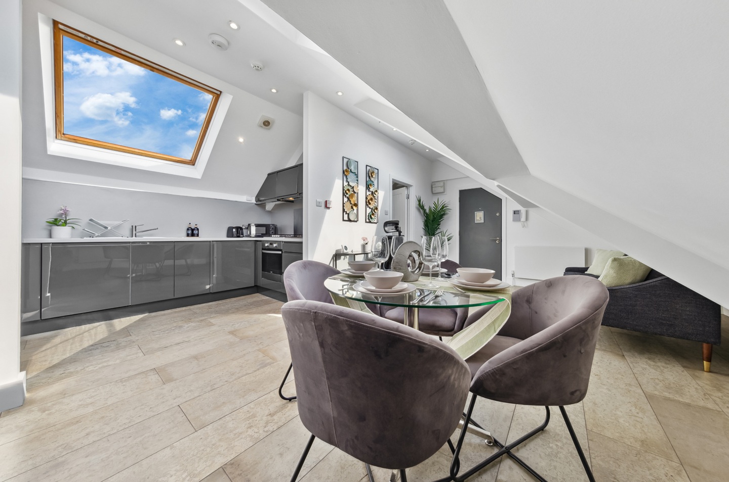 Additional image 27 of Studio Flat, United, EC1V, N1 7GU