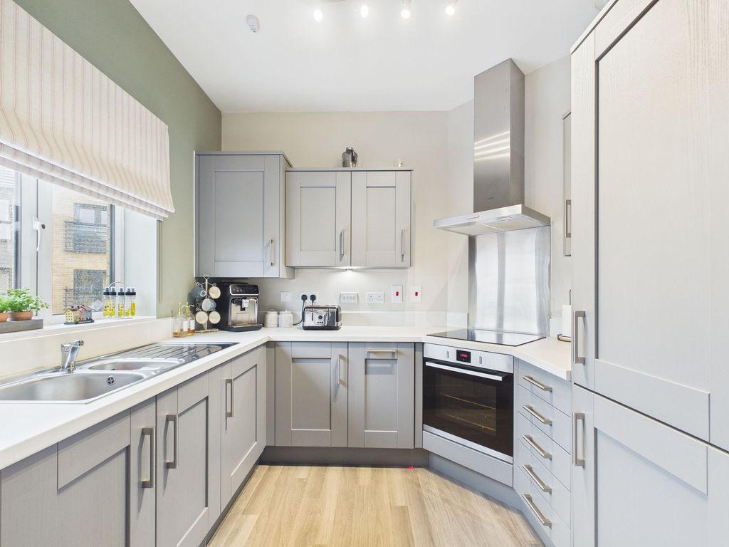 Additional image 4 of 2 bed flat for saleCastleshaw Drive, Hampton Water PE7