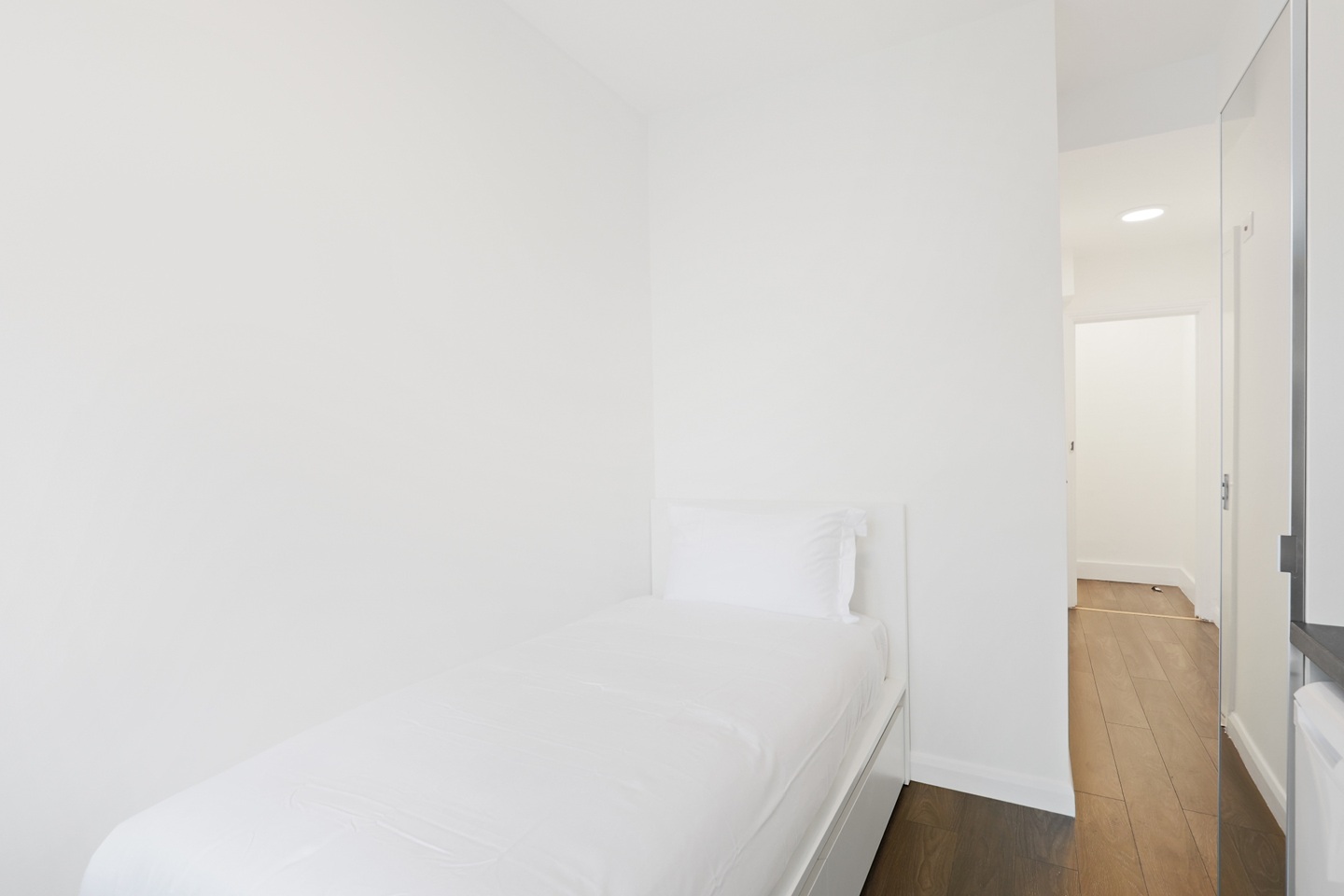 Additional image 5 of Studio Flat, Edgware Road, W2, N1 7GU