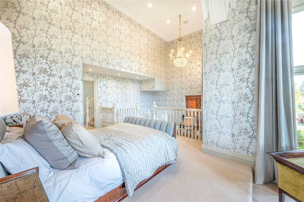 Additional image 14 of 3 bed flat for saleWyfold Court, Kingwood, Oxfordshire RG9