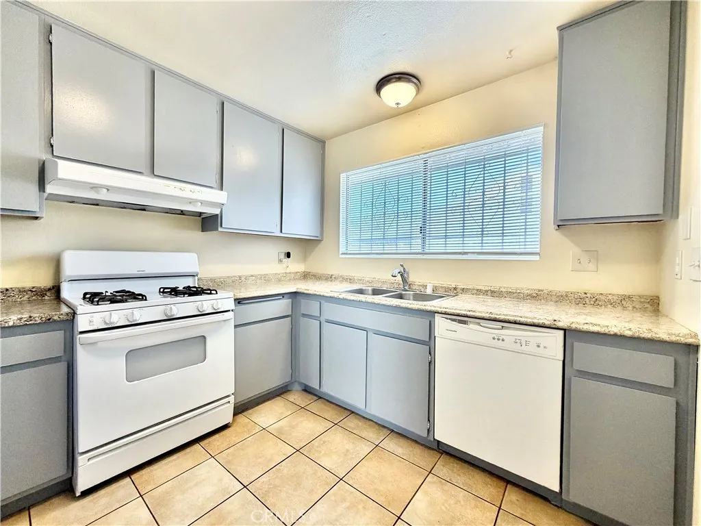 Additional image 10 of 132 E Bowen Road, Perris, CA 92571