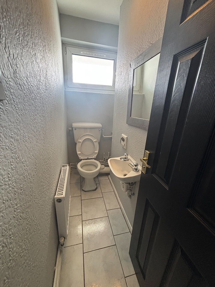 Additional image 16 of 2 Bed Flat, Waltham House, SW9, N1 7GU