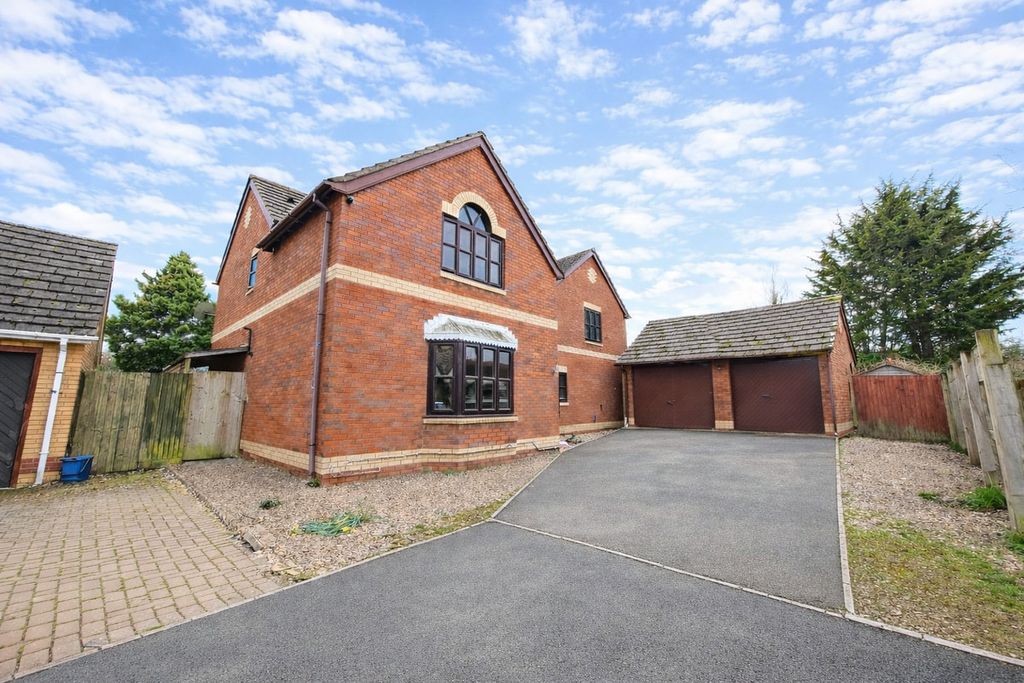 5 bed detached house for saleVernon Grove, Caldicot NP26