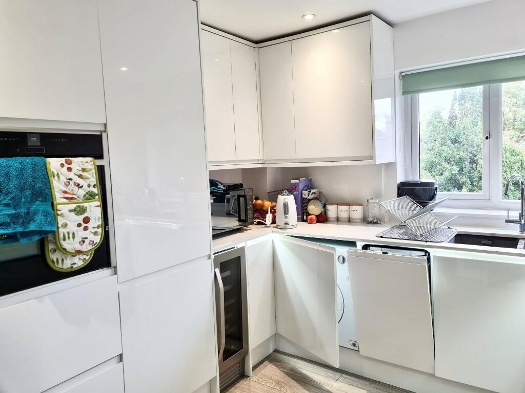 Additional image 7 of Hall Place Close, St. Albans, Hertfordshire, AL1 3SD