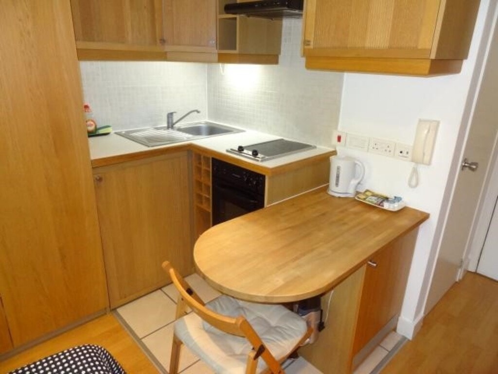 Additional image 2 of Studio Flat, Cartwright Gardens, WC1H, N1 7GU