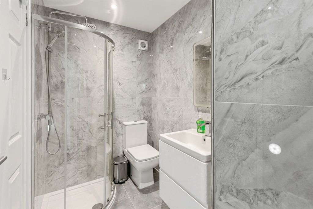 Additional image 21 of 9 bed detached house for saleBarton Road, Barton Seagrave, Kettering NN15