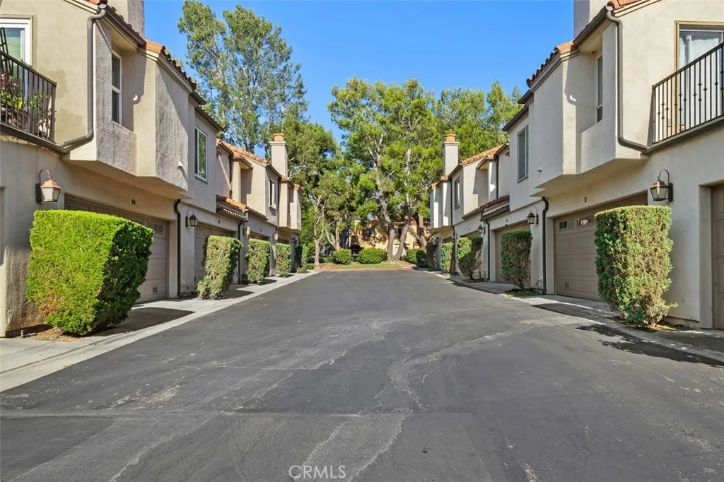 Additional image 19 of 24 Corsica Dr, Newport Beach, CA 92660