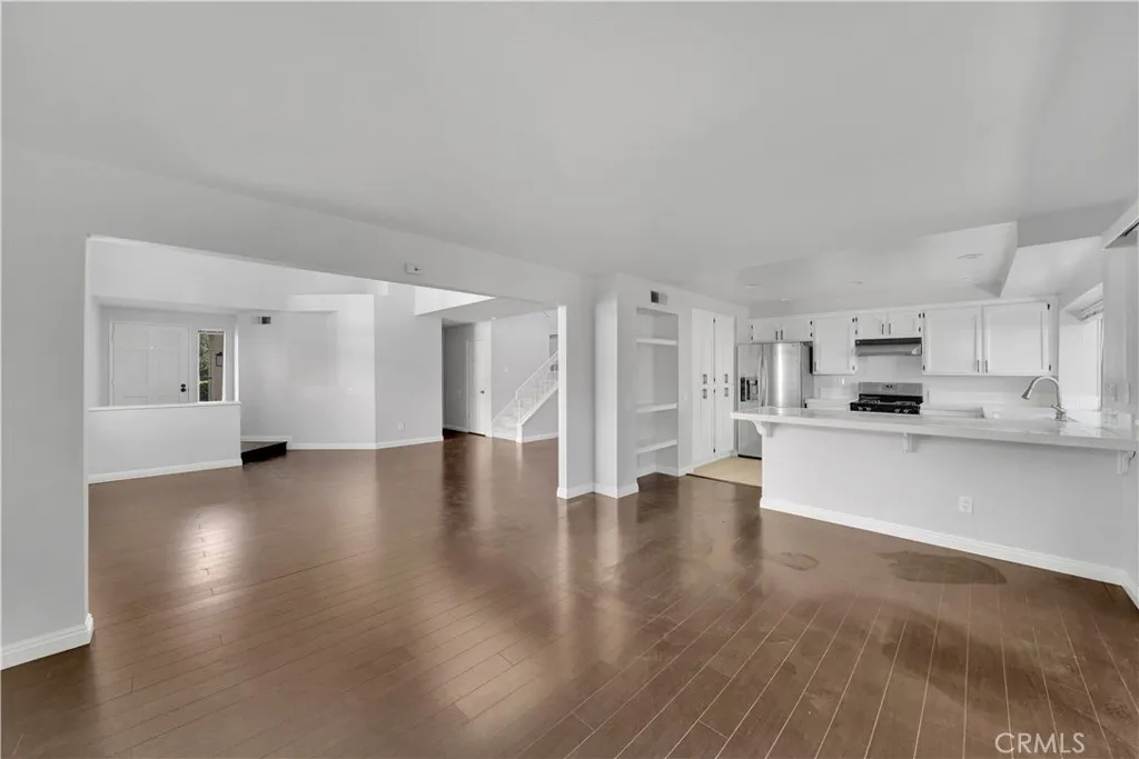 Additional image 8 of 2565 Calle Benavente, Tustin, CA 92782