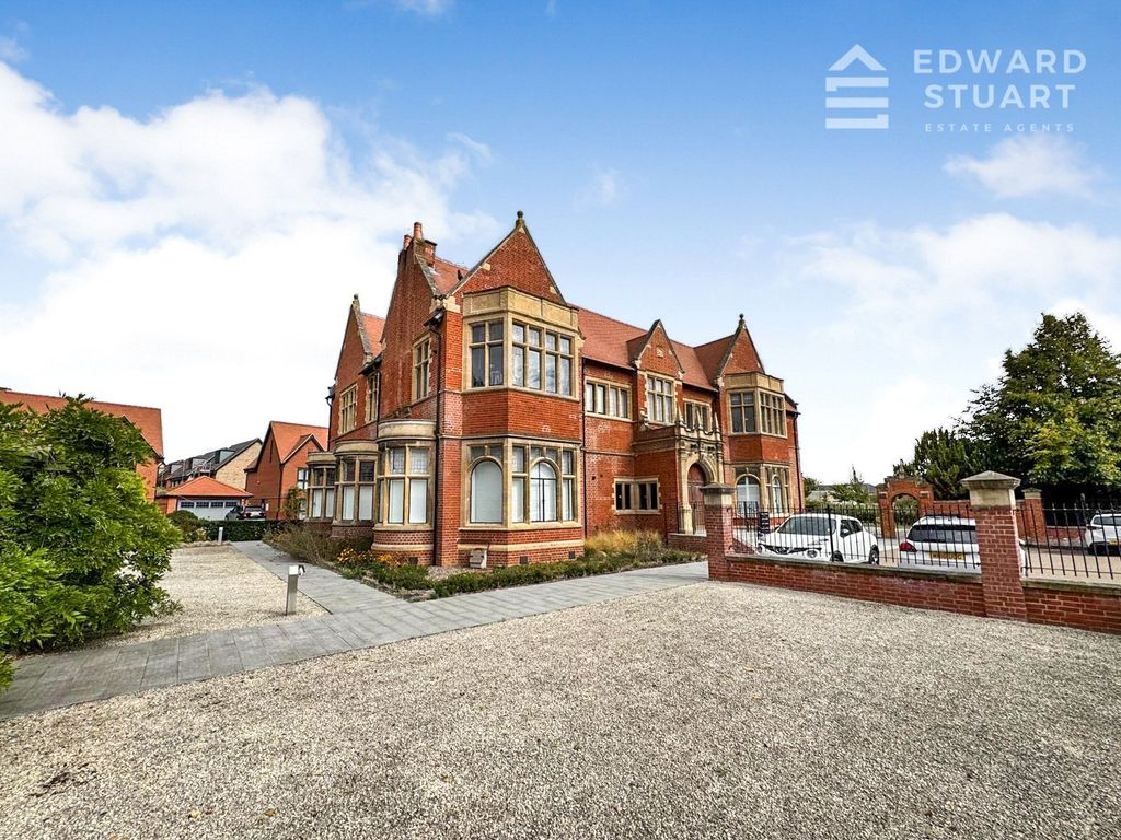 1 bed maisonette for saleGables Close, Peterborough, Cambridgeshire PE3