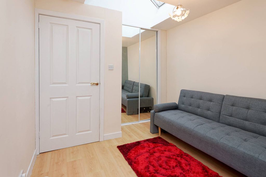 Additional image 11 of 3 bed end terrace house for saleShore Street, Bowmore, Isle Of Islay PA43