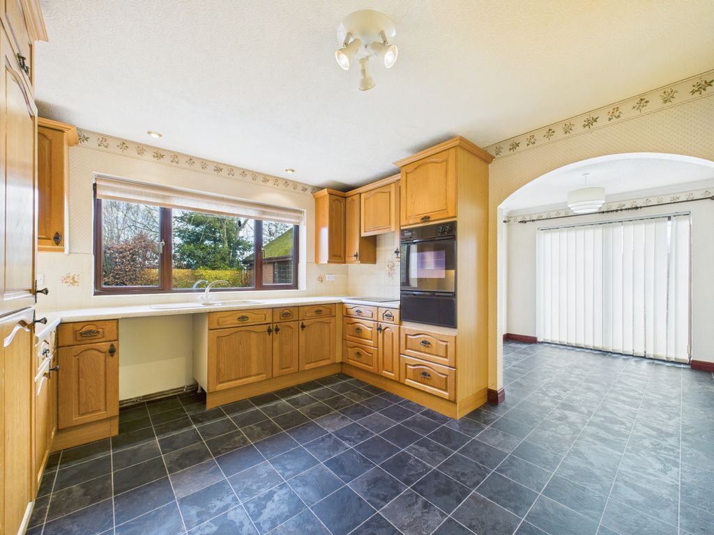 Additional image 9 of 3 bed flat for saleLancaster Road, Out Rawcliffe, Preston PR3