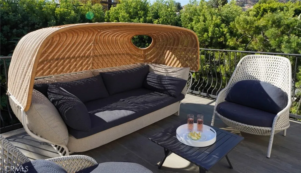 Additional image 27 of 1949 N Catalina Street, County - Los Angeles, CA 90027