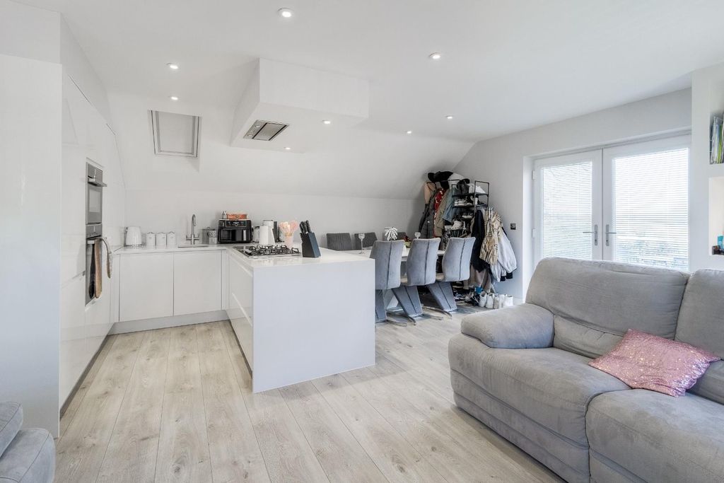 Additional image 44 of 6 bed detached house for saleBelfry Lane, Collingtree Park, Northampton NN4