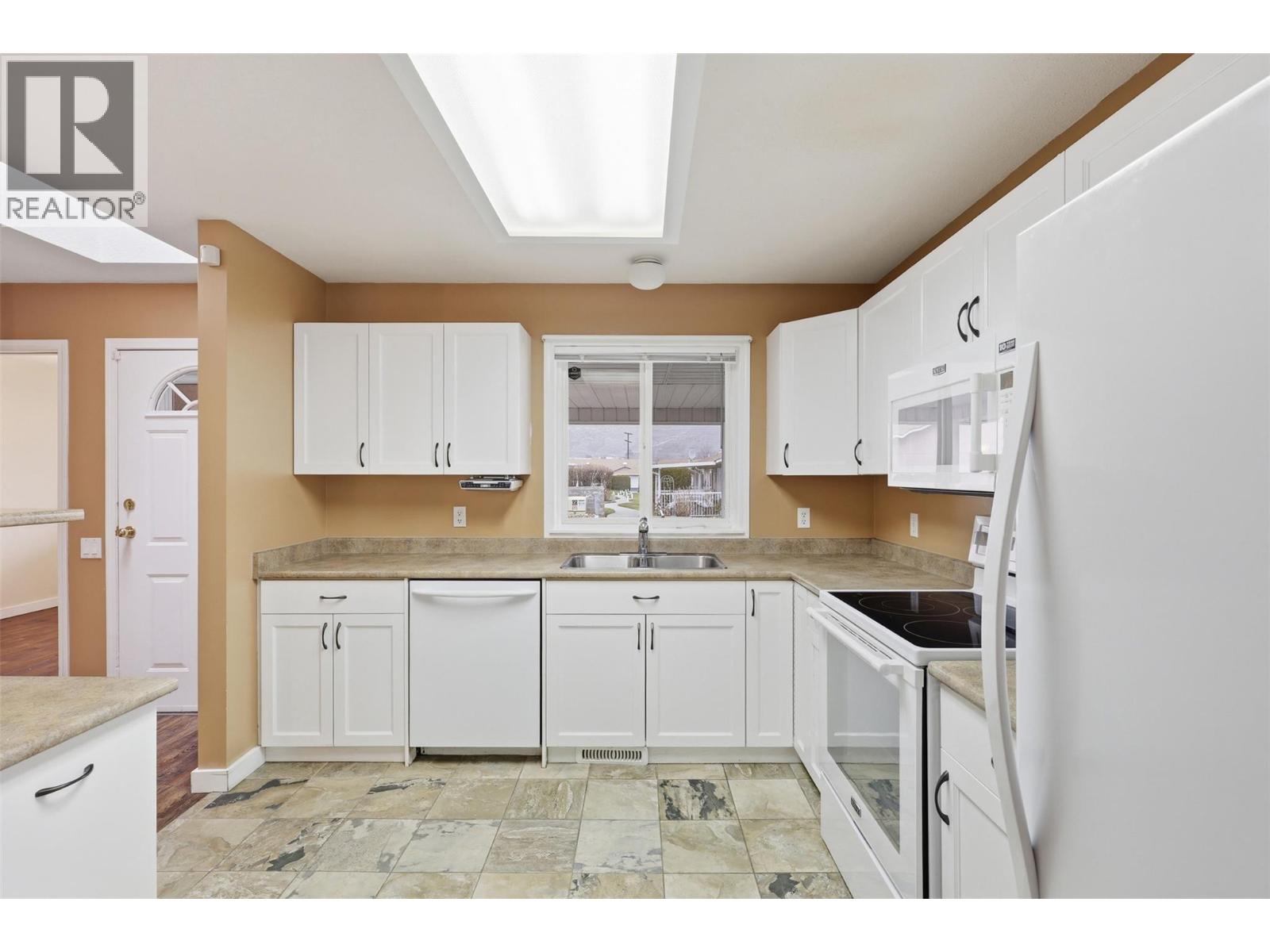 Additional image 5 of 41-1285 14th Street, Kamloops, BC, V2B8K9