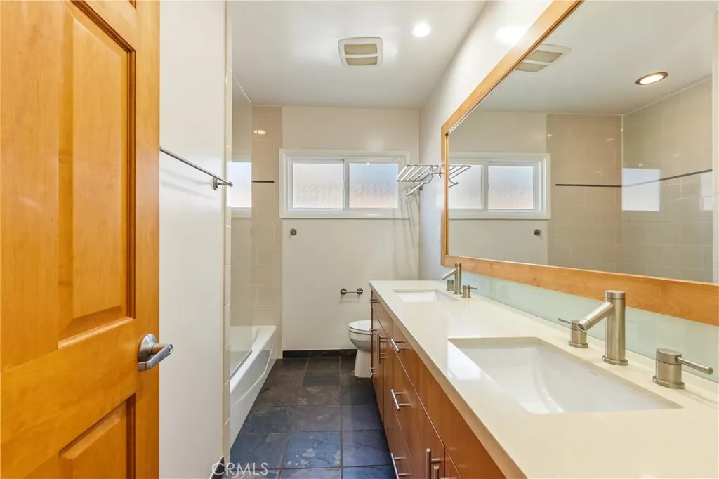 Additional image 30 of 828 Stevely Ave, Long Beach, CA 90815