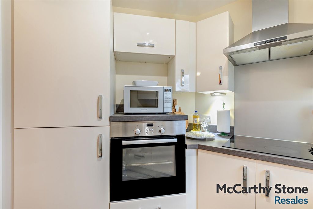 Additional image 13 of 1 bed flat for saleLonsdale Park, Barleythorpe, Oakham, Rutland LE15