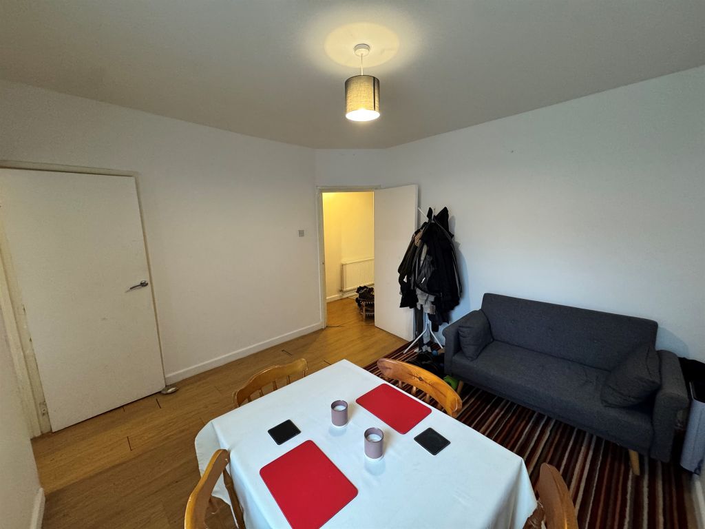Additional image 4 of 3 bed maisonette for saleNorth Road, Ferndale CF43
