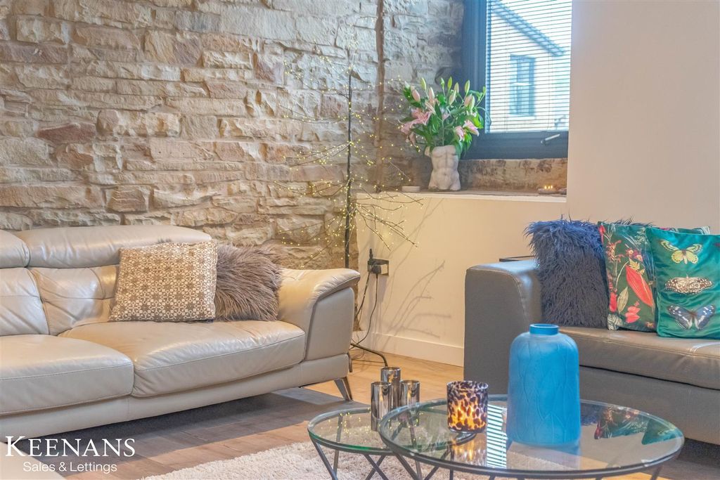 Additional image 37 of 2 bed flat for saleHolcombe Road, Rossendale BB4