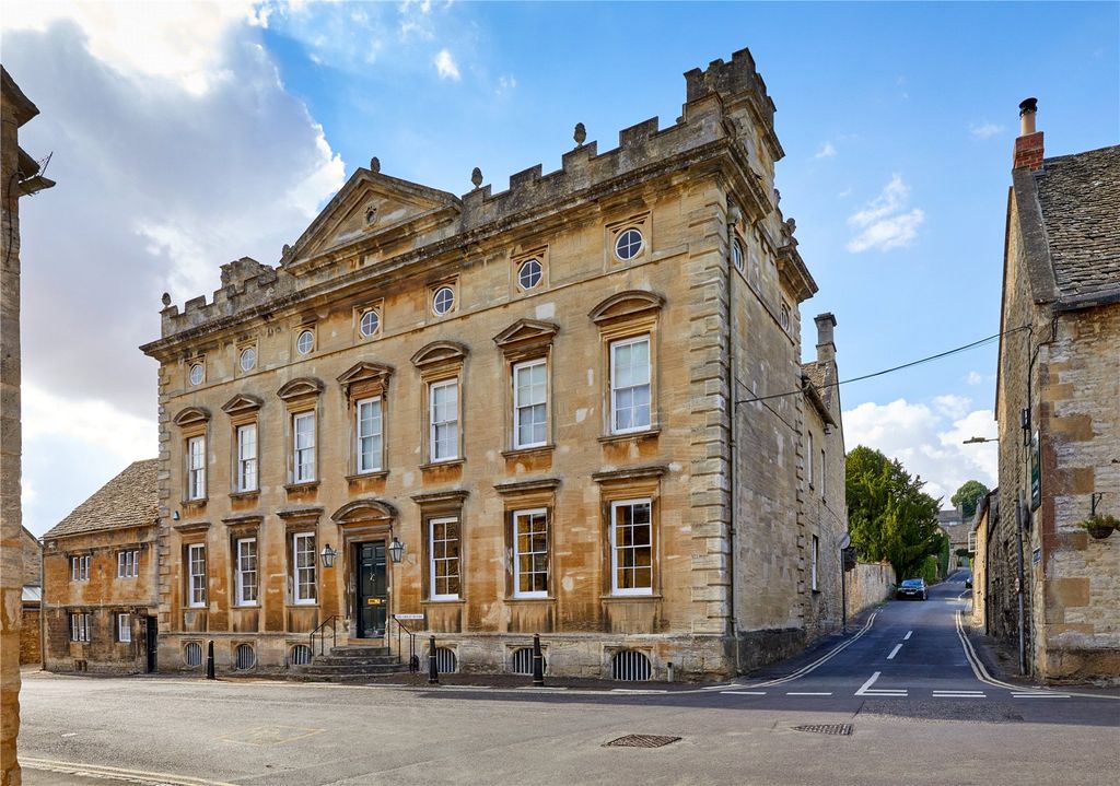 6 bed detached house for saleWitney Street, Burford, Oxfordshire OX18