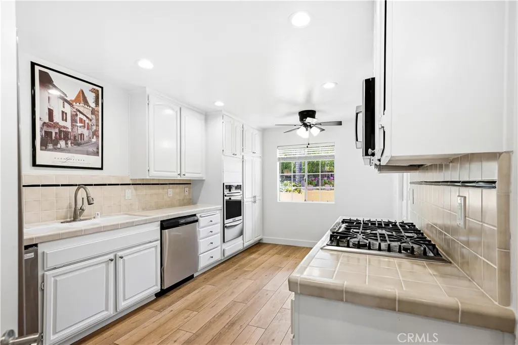 Additional image 32 of 5200 White Oak Avenue Unit 63, Encino, CA 91316