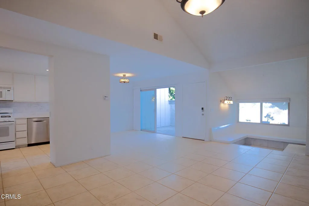 Additional image 9 of 3221 Harbor Boulevard, Oxnard, CA 93035