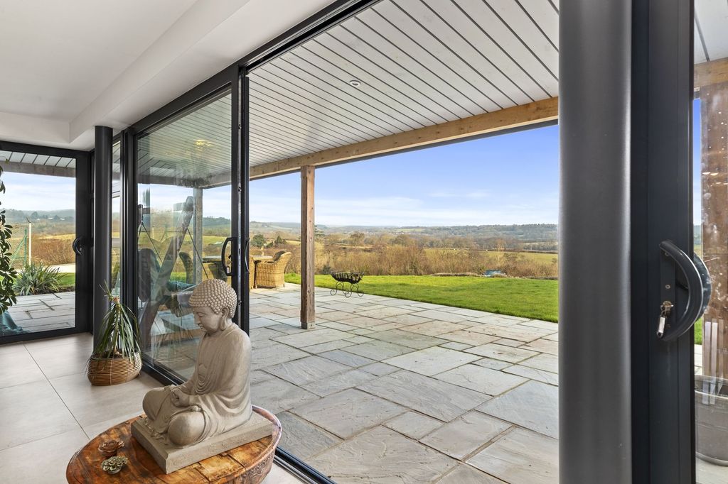 9 bed detached house for saleSt. Brides-Super-Ely, Cardiff CF5 photo 5