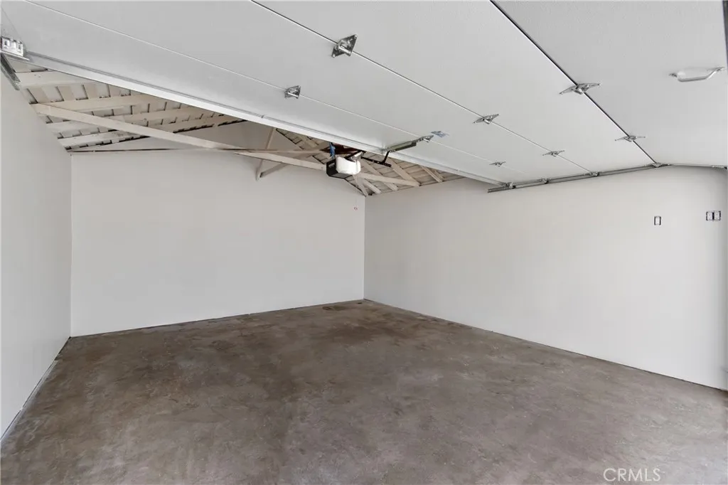 Additional image 65 of 406 Eton Dr, Burbank, CA 91504