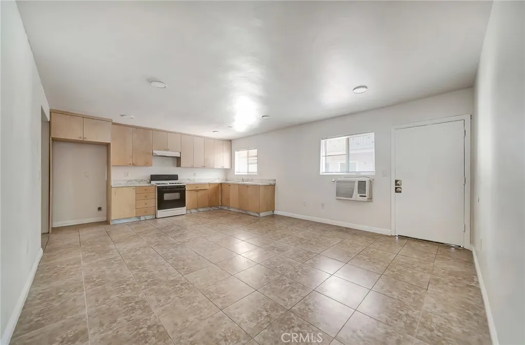 Additional image 17 of 6735 Elmer Unit 9, North Hollywood, CA 91606