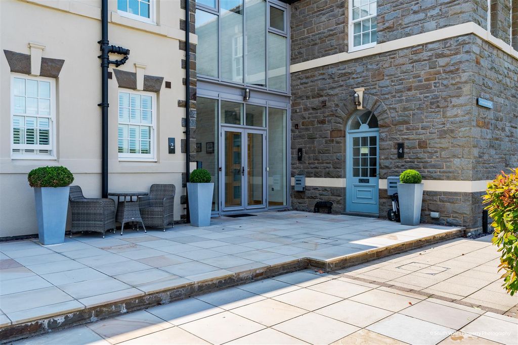 Additional image 3 of 3 bed flat for saleHensol Castle Park, Hensol, Pontyclun CF72