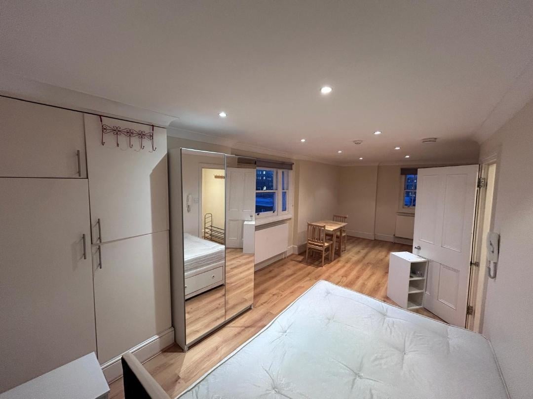 Additional image 48 of 1 Bed Flat, Cambridge Street, SW1V, N1 7GU