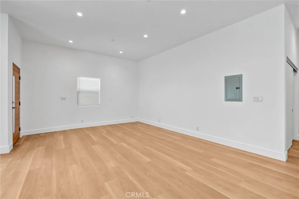 Additional image 24 of 18223 Chatsworth St, Northridge, CA 91326