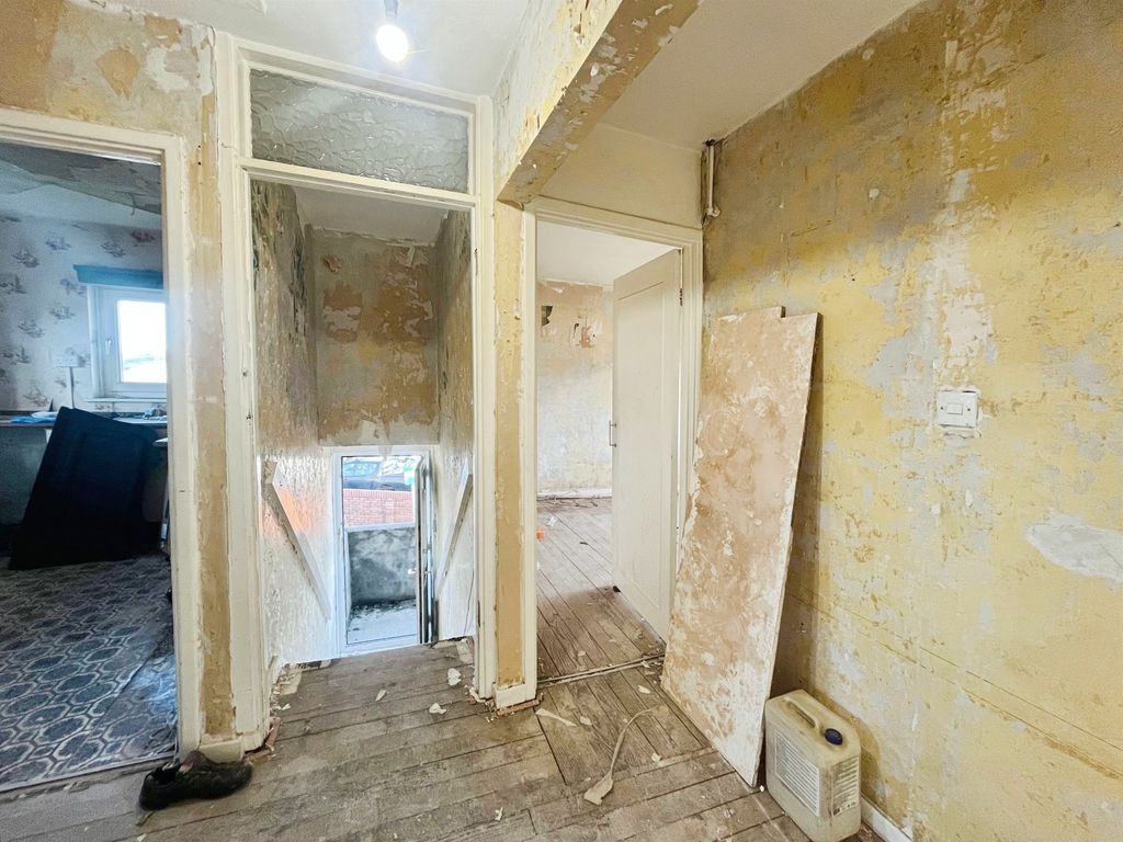 Additional image 8 of 2 bed flat for saleTredegar Road, Ebbw Vale NP23