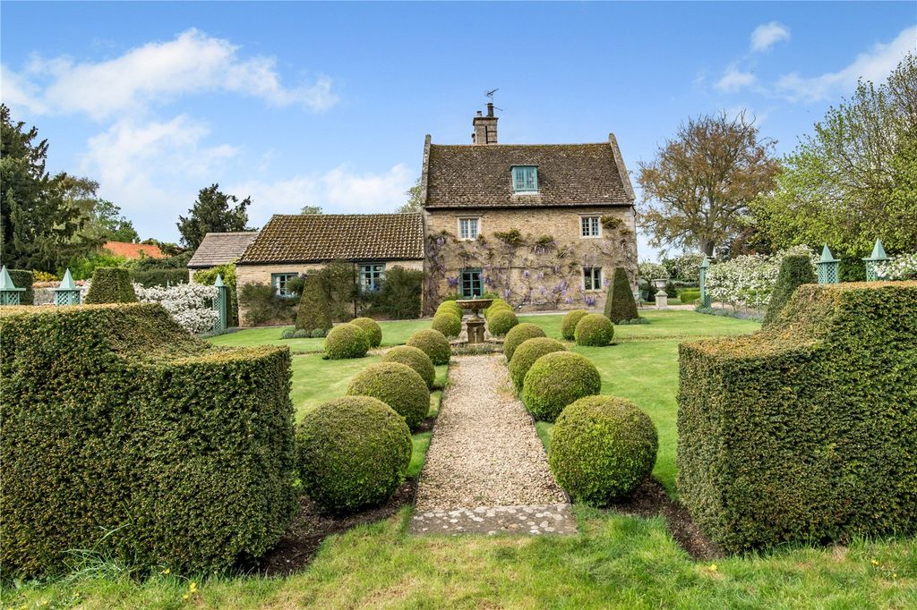 Additional image 25 of 5 bed detached house for saleTop End, Pytchley, Kettering, Northamptonshire NN14