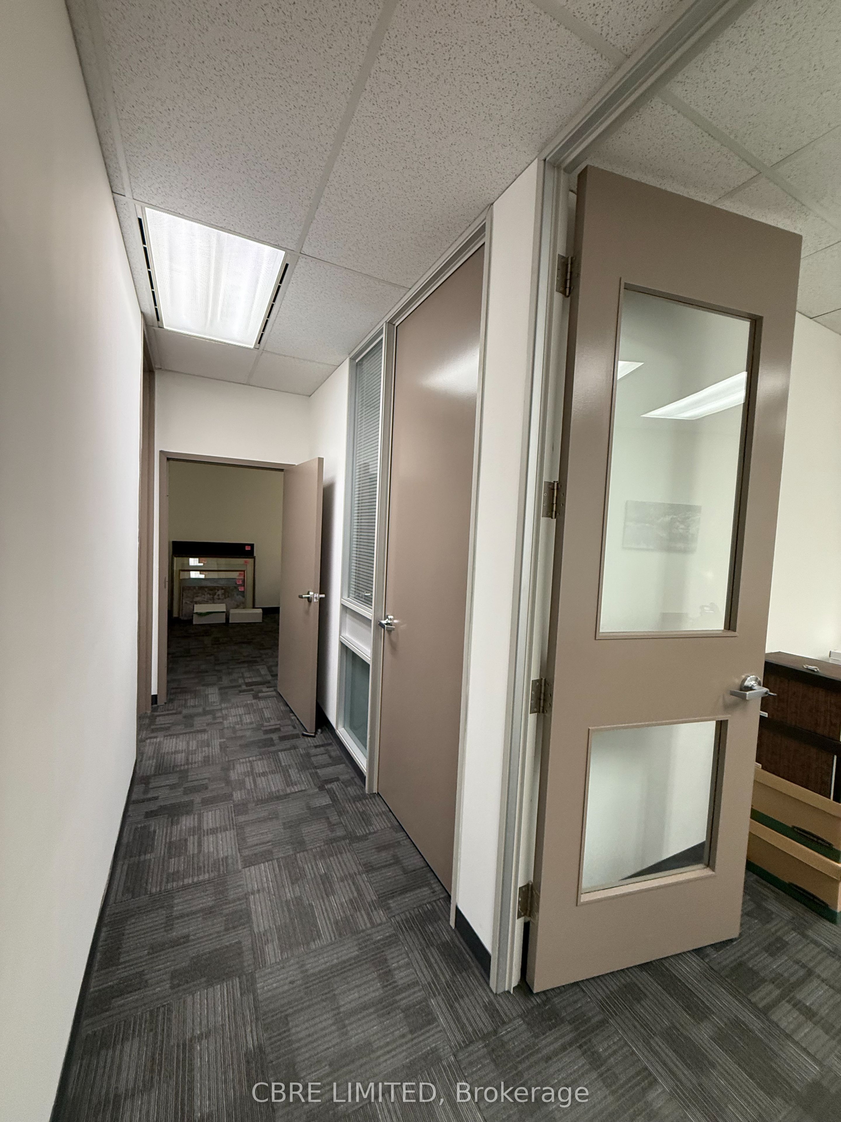 Additional image 4 of 201-110 Eglinton Avenue W, Toronto, ON, M4R 1A3