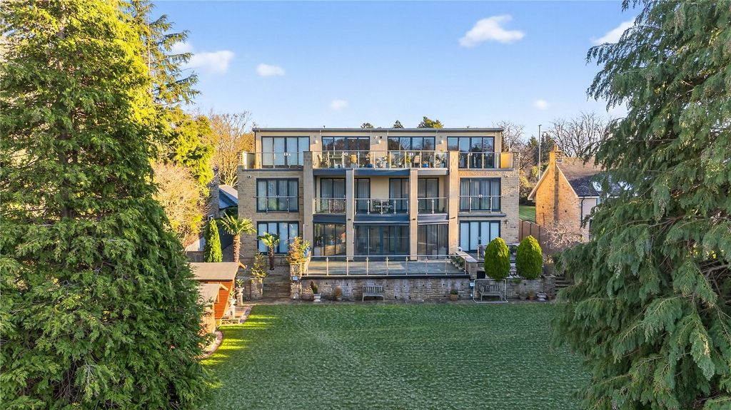 Additional image 16 of 3 bed flat for saleApartment B, High Winds, 513 Harrogate Road, Leeds, West Yorkshire LS17