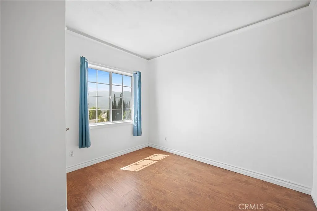 Additional image 67 of 2526 Foothill Boulevard, La Crescenta, CA 91214