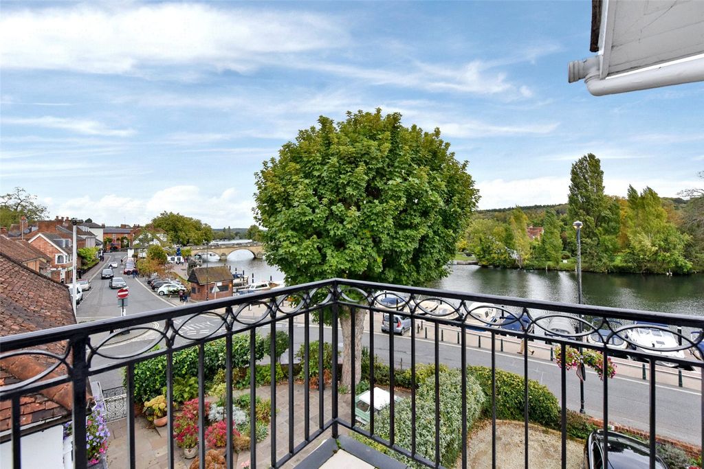 Additional image 7 of 2 bed flat for saleBaltic Court, Thameside, Henley-On-Thames, Oxfordshire RG9