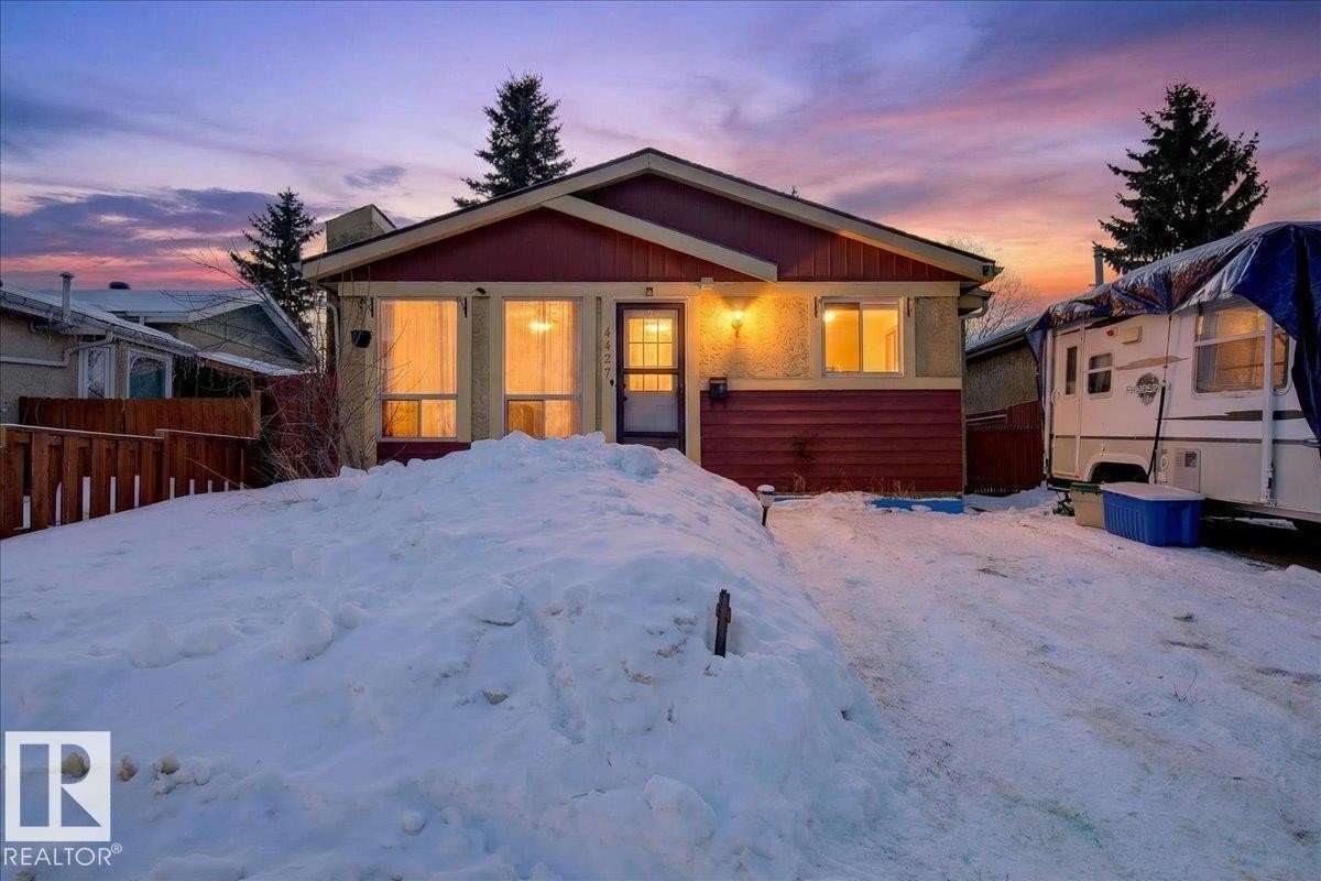 Additional image 7 of 4427 32a Avenue NW, Edmonton, AB, T6T0Y6
