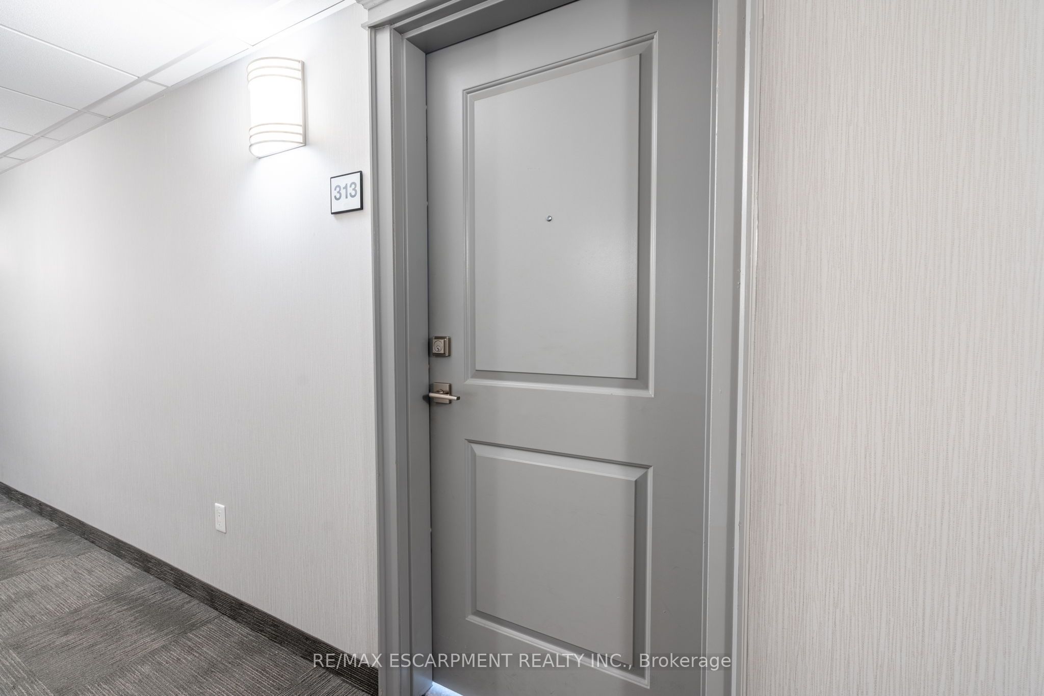 Additional image 6 of 313-35 Southshore Crescent, Hamilton, ON, L8E 0J2