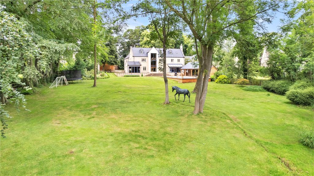 Additional image 3 of 7 bed detached house for saleHigh Street, Ketton, Stamford, Lincolnshire PE9