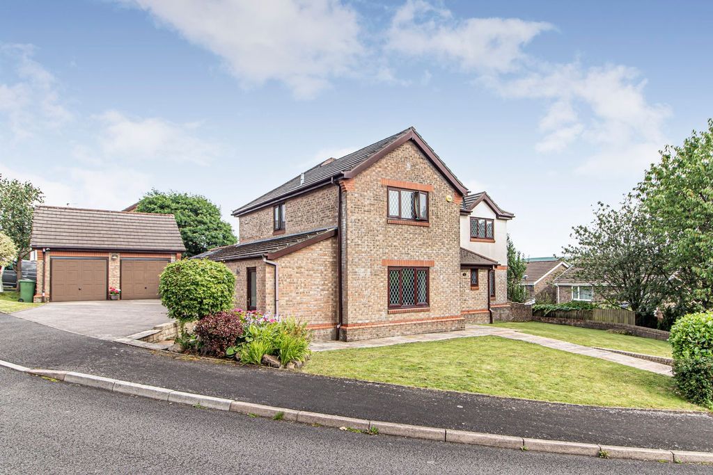 Additional image 2 of 4 bed detached house for saleBryn Rhedyn, Tonteg CF38