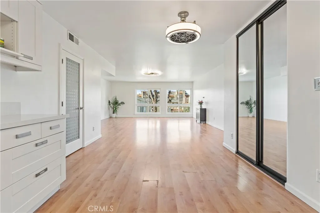 Additional image 30 of 5250 Zelzah Ave Unit 21A, Encino, CA 91316