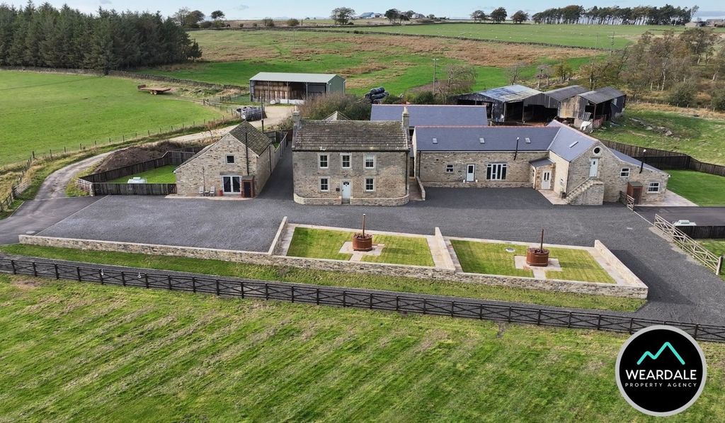 13 bed farm for saleConsett DH8