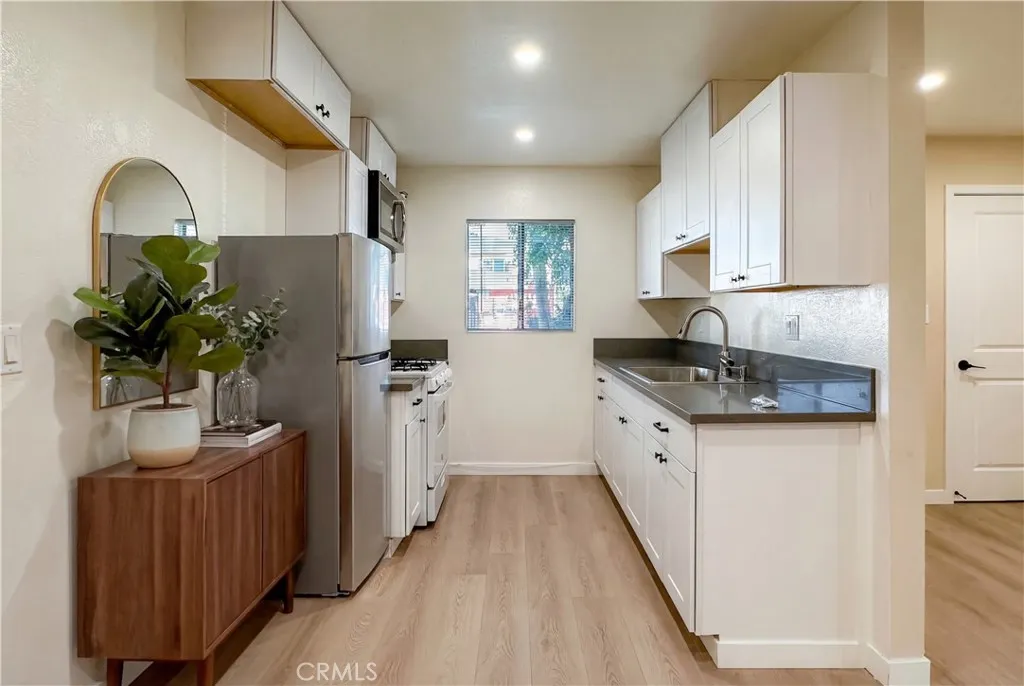 Additional image 4 of 6911 Ben Ave Unit 1, North Hollywood, CA 91605